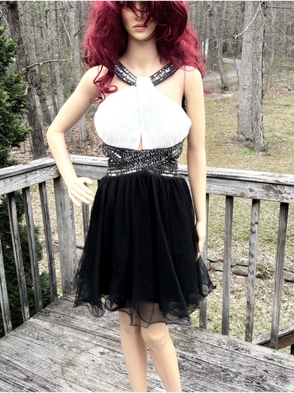Blondie Nites Embellished White & Black  Cocktail Prom Homecoming Dress Sz 11